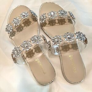 Shoedazzle Gold Flat Sandals with Rhinestones NEW IN BOX Size 7.5